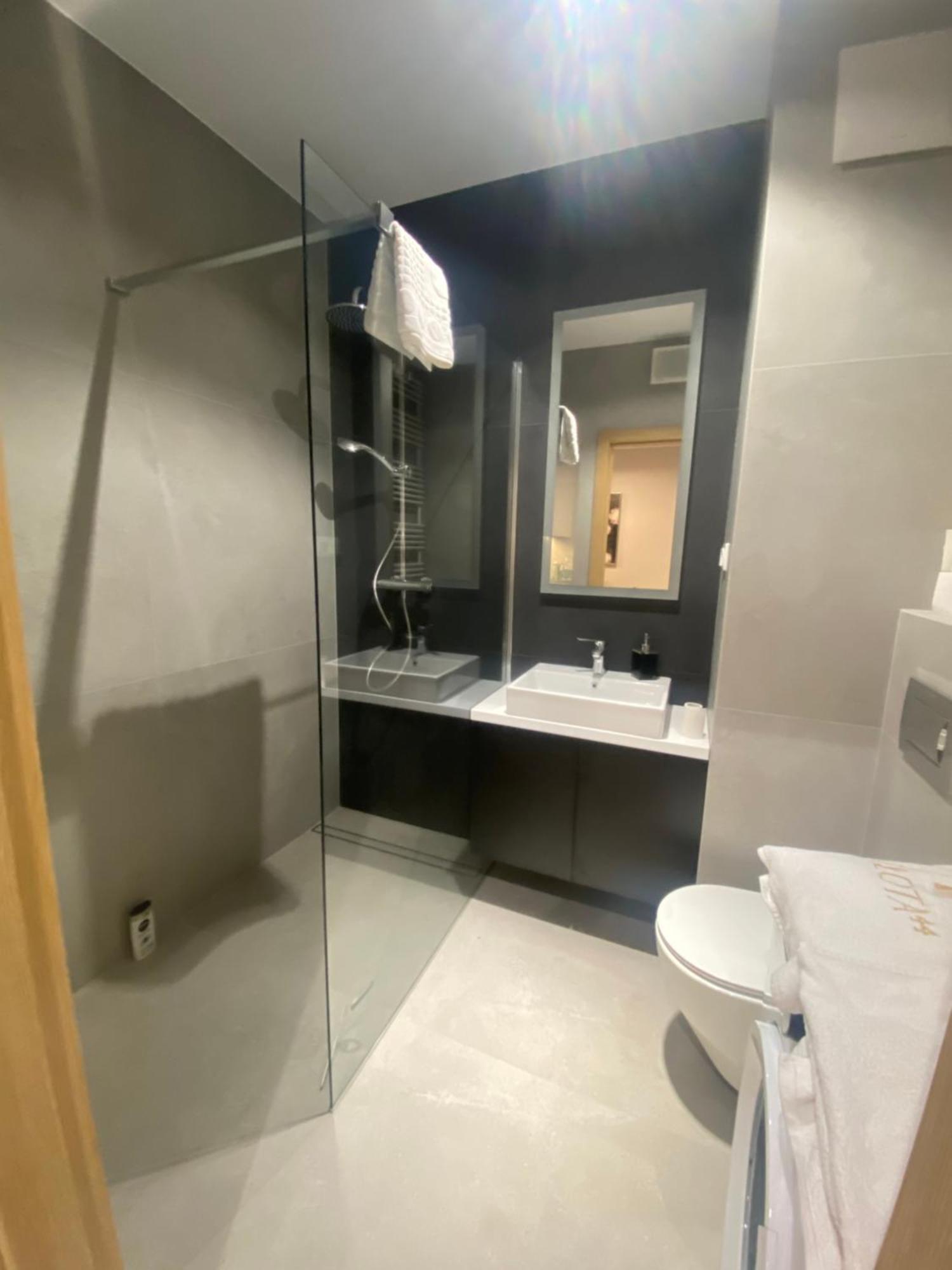 Wiktoryn 6 Piekne Nowe Apartamenty Z Duzymi Balkonami Warszawa Eksteriør billede